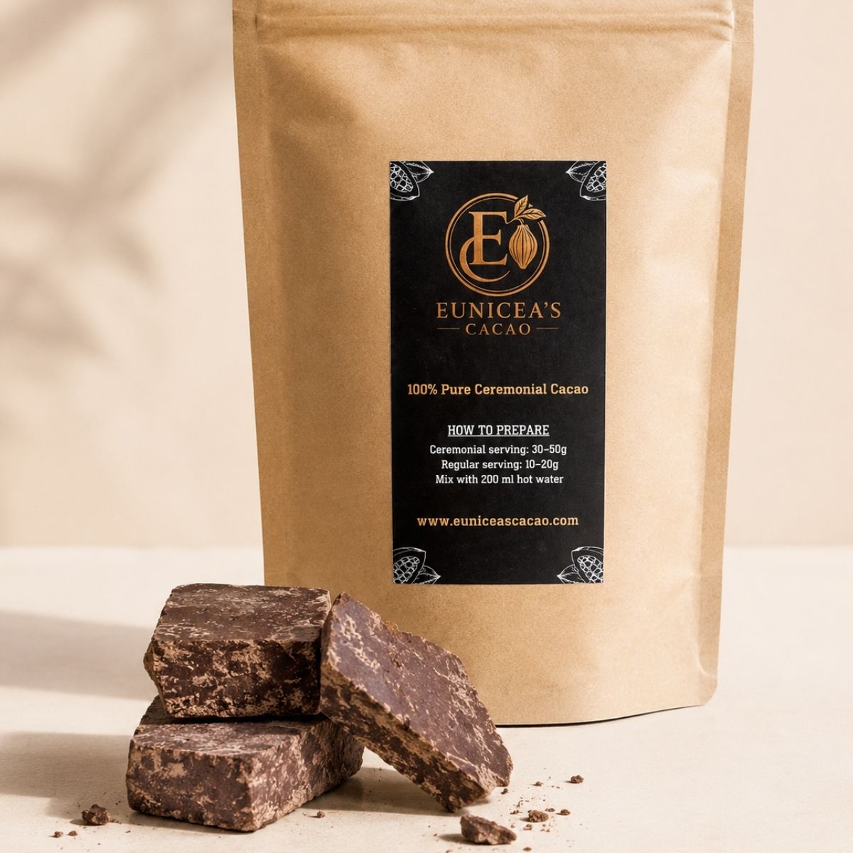 1kg pure niet-geroosterde cacao van Eunicea’s Cacao met cacao blokken